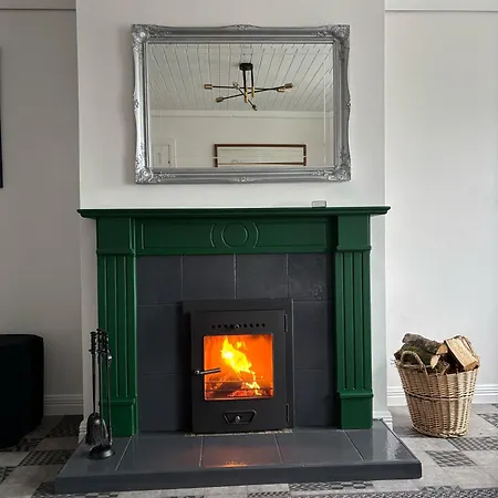 Town House Creeslough