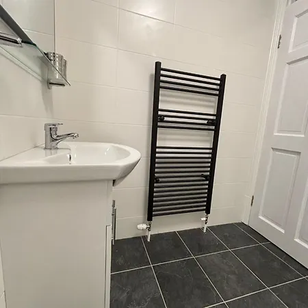 Town House Сasa de vacaciones Creeslough