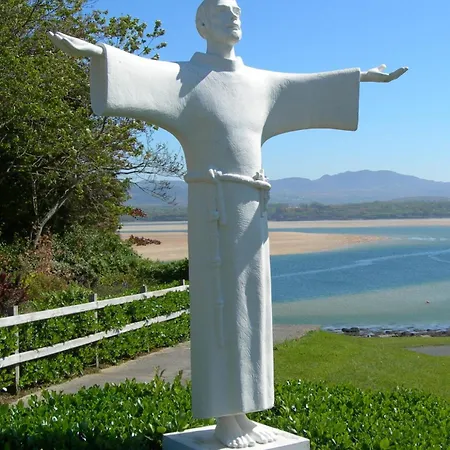 Town House Σπίτι διακοπών Creeslough