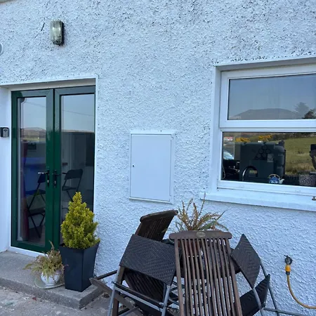 Town House Semesterbostad Creeslough