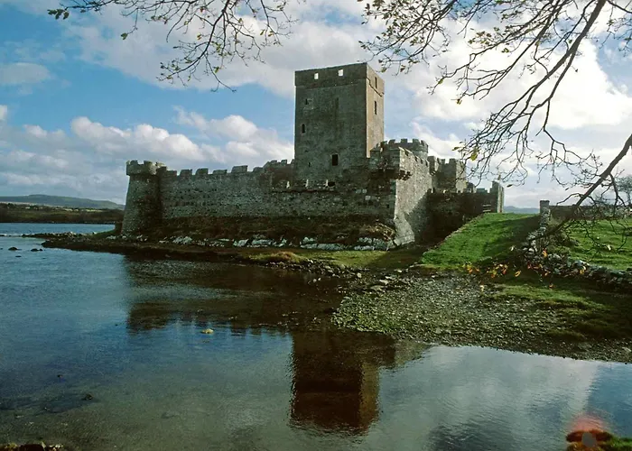 Town House Creeslough